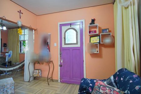 Casa à venda com 370m², 2 quartos e 2 vagasSala