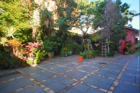 Casa à venda com 370m², 2 quartos e 2 vagasPátio