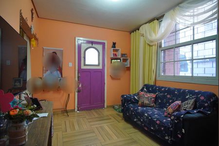 Casa à venda com 370m², 2 quartos e 2 vagasSala