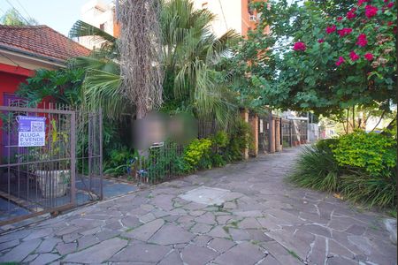 Casa à venda com 370m², 2 quartos e 2 vagasPlaquinha