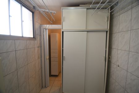 Apartamento para alugar com 110m², 3 quartos e 1 vagaÁrea de Serviço