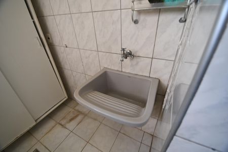 Apartamento para alugar com 110m², 3 quartos e 1 vagaÁrea de Serviço