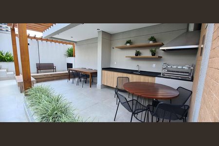 Apartamento para alugar com 92m², 2 quartos e 2 vagas Apartamento para alugar com 92m², 2 quartos e 2 vagasÁrea comum - Churrasqueira