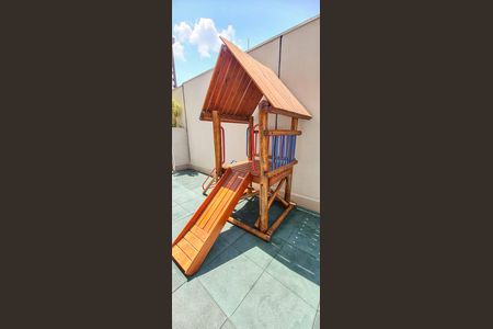 Apartamento para alugar com 92m², 2 quartos e 2 vagas Apartamento para alugar com 92m², 2 quartos e 2 vagasÁrea comum - Playground