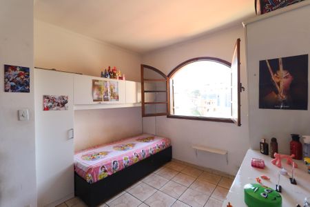 Casa à venda com 100m², 2 quartos e 2 vagas Casa à venda com 100m², 2 quartos e 2 vagasQuarto 2