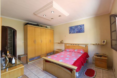 Casa à venda com 100m², 2 quartos e 2 vagas Casa à venda com 100m², 2 quartos e 2 vagasQuarto 1