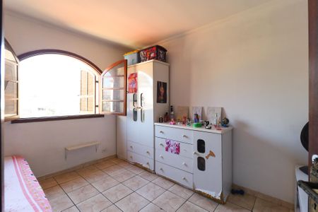 Casa à venda com 100m², 2 quartos e 2 vagas Casa à venda com 100m², 2 quartos e 2 vagasQuarto 2