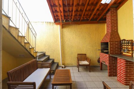 Casa à venda com 100m², 2 quartos e 2 vagas Casa à venda com 100m², 2 quartos e 2 vagasÁrea Externo