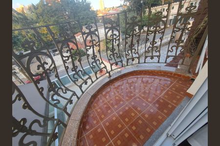 Casa à venda com 174m², 3 quartos e 3 vagas