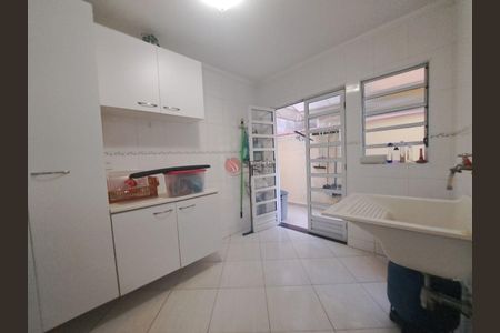 Casa à venda com 174m², 3 quartos e 3 vagas