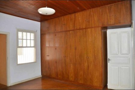 Casa à venda com 140m², 4 quartos e sem vaga