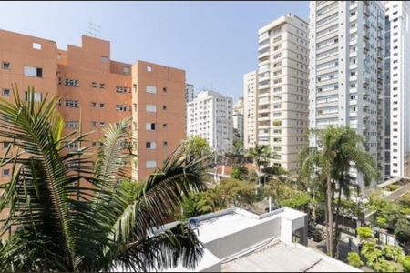 Apartamento à venda com 136m², 3 quartos e 2 vagasFoto 02