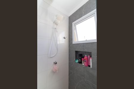 Casa à venda com 130m², 3 quartos e 4 vagasBanheiro da Suíte 1