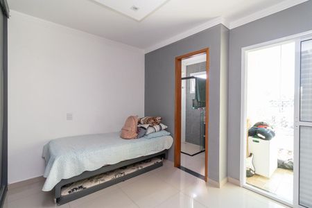 Casa à venda com 130m², 3 quartos e 4 vagasSuíte 1