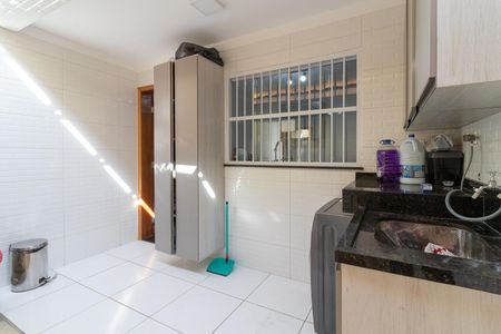 Casa à venda com 130m², 3 quartos e 4 vagasÁrea de Serviço