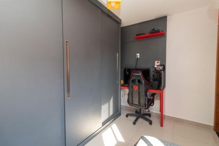 Casa à venda com 130m², 3 quartos e 4 vagasSuíte 2