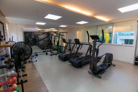 Apartamento à venda com 230m², 3 quartos e 2 vagas Apartamento à venda com 230m², 3 quartos e 2 vagasÁrea comum