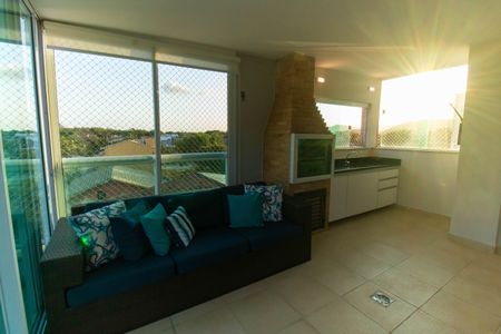 Apartamento à venda com 230m², 3 quartos e 2 vagas Apartamento à venda com 230m², 3 quartos e 2 vagasCobertura