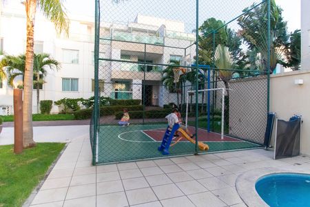 Apartamento à venda com 230m², 3 quartos e 2 vagas Apartamento à venda com 230m², 3 quartos e 2 vagasÁrea comum