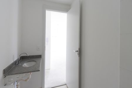 Apartamento à venda com 40m², 2 quartos e sem vagaBanheiro