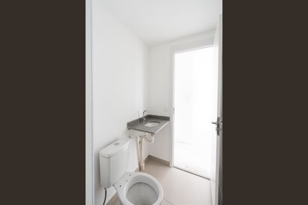 Apartamento à venda com 39m², 2 quartos e sem vaga Apartamento à venda com 39m², 2 quartos e sem vagaBanheiro