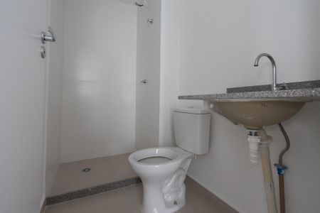 Apartamento à venda com 39m², 2 quartos e sem vaga Apartamento à venda com 39m², 2 quartos e sem vagaBanheiro