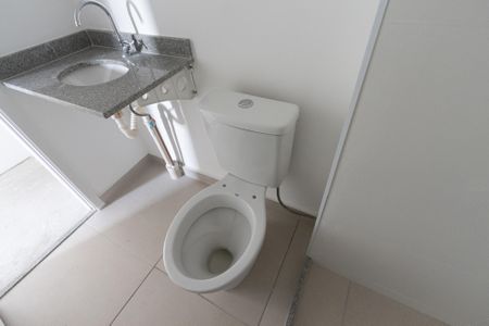 Apartamento à venda com 40m², 2 quartos e sem vaga Apartamento à venda com 40m², 2 quartos e sem vagaBanheiro 1