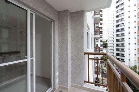 Apartamento à venda com 40m², 2 quartos e sem vaga Apartamento à venda com 40m², 2 quartos e sem vagaVaranda - Sala