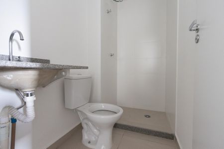 Apartamento à venda com 40m², 2 quartos e sem vaga Apartamento à venda com 40m², 2 quartos e sem vagaBanheiro 1