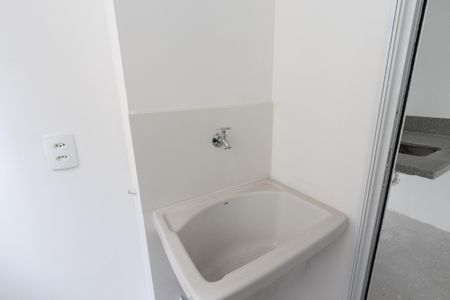 Apartamento à venda com 40m², 2 quartos e sem vaga Apartamento à venda com 40m², 2 quartos e sem vagaÁrea de Serviço