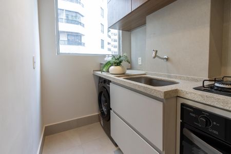 Apartamento à venda com 40m², 2 quartos e sem vaga Apartamento à venda com 40m², 2 quartos e sem vagaCozinha e Área de Serviço