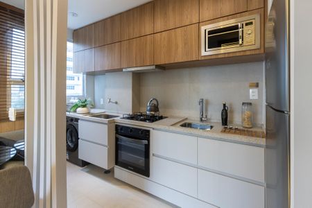 Apartamento à venda com 40m², 2 quartos e sem vaga Apartamento à venda com 40m², 2 quartos e sem vagaCozinha e Área de Serviço