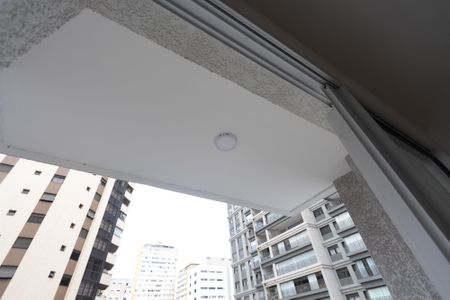 Apartamento à venda com 27m², 1 quarto e sem vagaSacada/Sala
