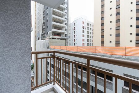 Apartamento à venda com 27m², 1 quarto e sem vagaSacada/Sala