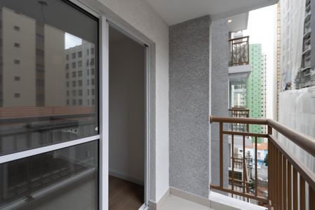 Apartamento à venda com 27m², 1 quarto e sem vagaSacada/Sala