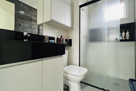 Apartamento à venda com 106m², 3 quartos e 2 vagas Apartamento à venda com 106m², 3 quartos e 2 vagasBanheiro Suíte