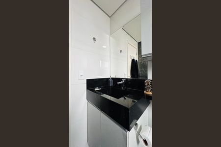 Apartamento à venda com 106m², 3 quartos e 2 vagas Apartamento à venda com 106m², 3 quartos e 2 vagasBanheiro Suíte