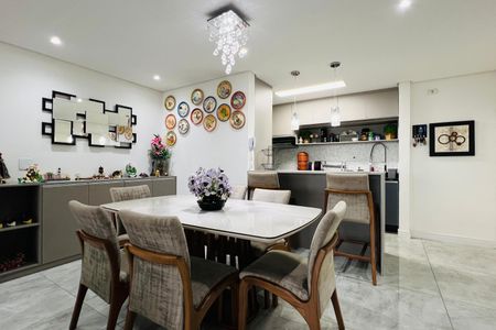 Apartamento à venda com 106m², 3 quartos e 2 vagas Apartamento à venda com 106m², 3 quartos e 2 vagasSala