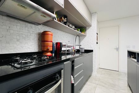 Apartamento à venda com 106m², 3 quartos e 2 vagas Apartamento à venda com 106m², 3 quartos e 2 vagasCozinha