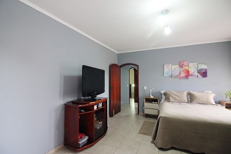 Casa à venda com 372m², 4 quartos e 1 vagaQuarto 1 - Suíte