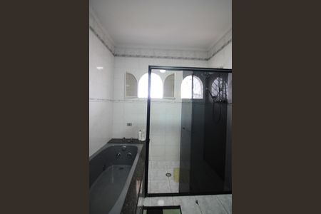 Casa à venda com 372m², 4 quartos e 1 vagaBanheiro da Suíte