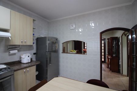 Casa à venda com 372m², 4 quartos e 1 vagaCozinha