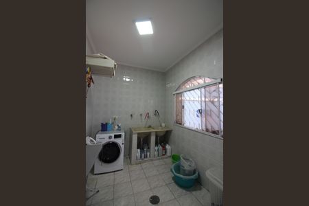 Casa à venda com 372m², 4 quartos e 1 vagaÁrea de Serviço