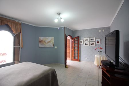 Casa à venda com 372m², 4 quartos e 1 vagaQuarto 1 - Suíte