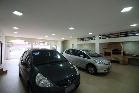 Casa à venda com 372m², 4 quartos e 1 vagaGaragem