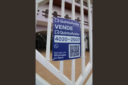 Casa à venda com 372m², 4 quartos e 1 vagaPlaca