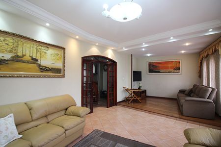 Casa à venda com 372m², 4 quartos e 1 vagaSala