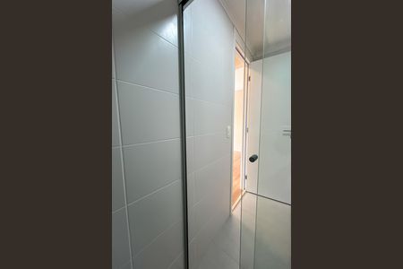 Apartamento para alugar com 60m², 2 quartos e 1 vagaBanheiro Corredor