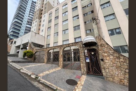 Apartamento à venda com 76m², 2 quartos e 2 vagasFachada