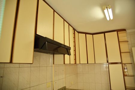 Apartamento à venda com 76m², 2 quartos e 2 vagasCozinha